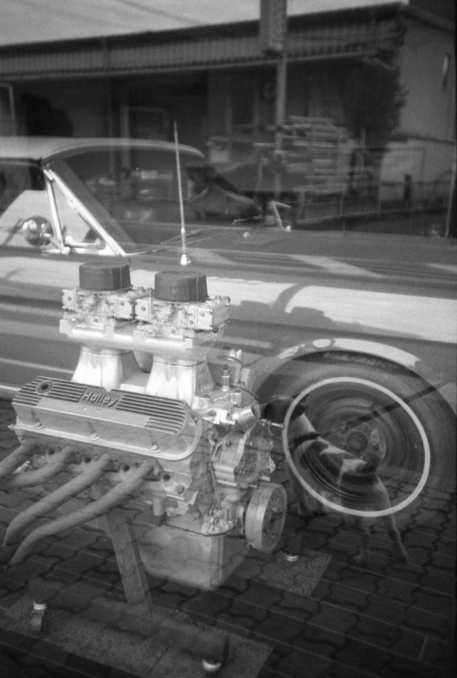 エンジンと車 Lomo LC-A+ Fujifilm Neopan 400 Presto